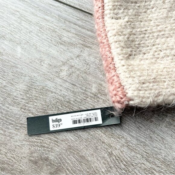 NWT Love & Lore Pink Ivory Knitted Circle Infinity Scarf - Picture 7 of 8